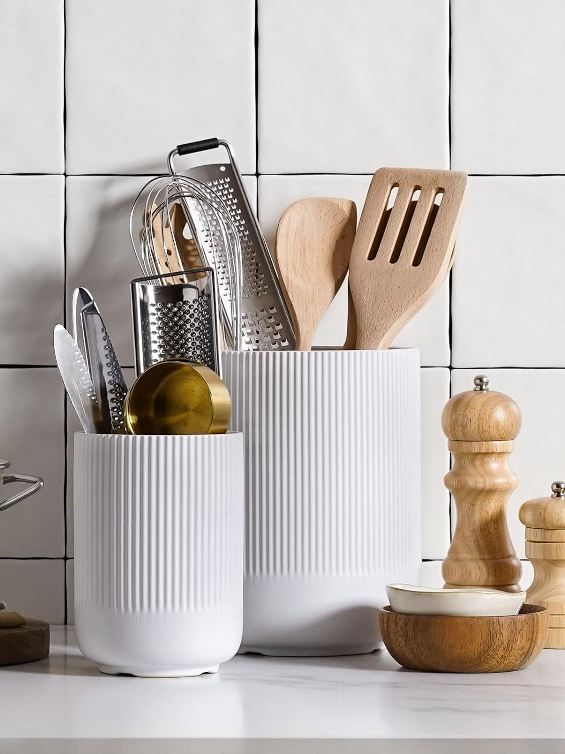 Utensil Holder, Set of 2, 7.3"+5.4" Ceramic Kitchen Utensil Holder for Counter, Large Cooking Utensil Crocks for Kitchen Decor, Morden Utensil Organizer for Spatula, White